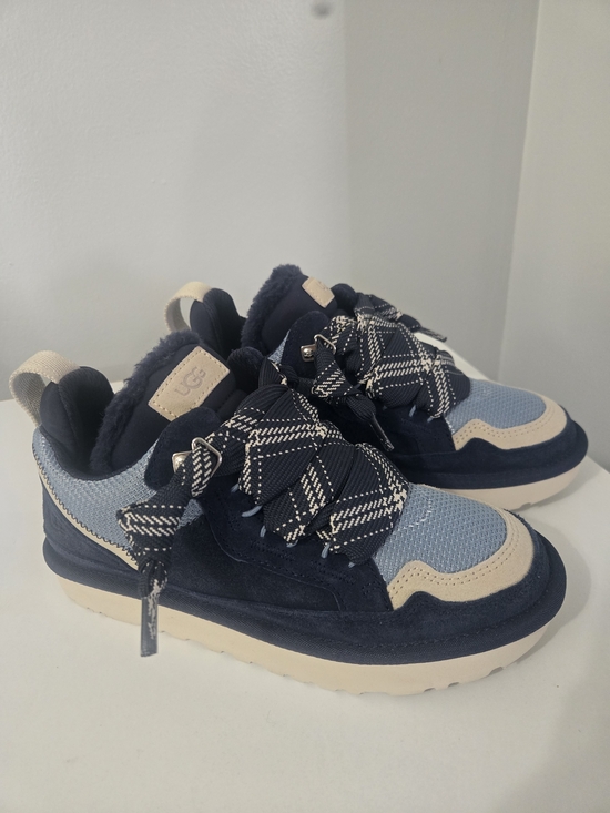 UGG Shoes - UGG Lowmel Dark Indigo & Sea Salt Plush Sneakers! – Women’s Size 8
